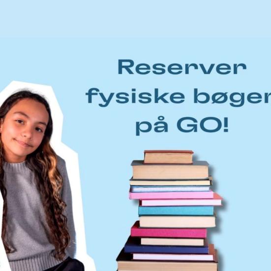 Børn og en stak bøger 