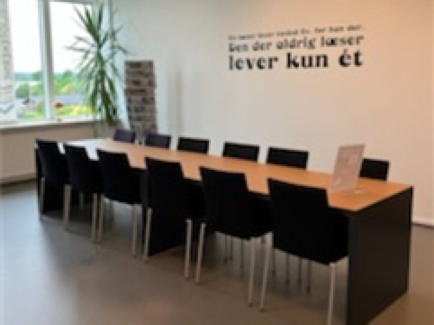 Langbordet ved krimierne